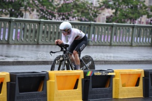 Antonia Niedermaier (Germany) on her way back (167x)