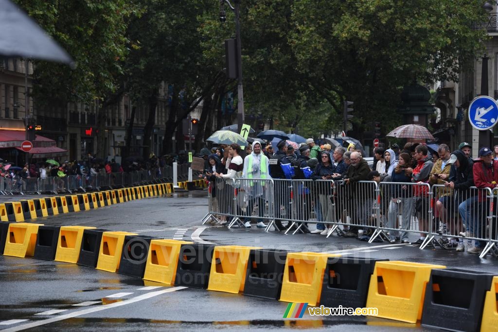 Malgré la pluie, il y a de l'ambiance !