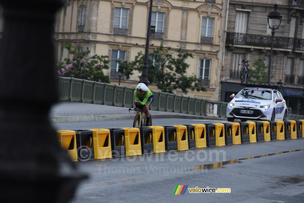 Jan Tratnik (Slovenia), on his way back