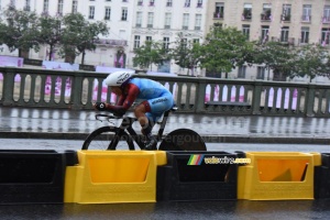 Jambaljamts Sainbayar (Mongolia), on his way back (194x)