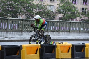 Biniam Girmay (Erythrea), on his way back (288x)