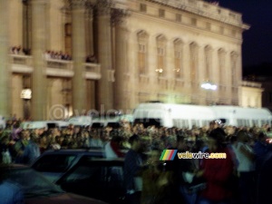 A lot of people came to see the fireworks (450x)