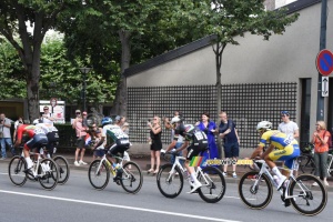 The breakaway in Malakoff: Achraf Ed Doghmy (Morocco), Charles Kagimu (Uganda), Eric Manizabayo (Rwanda), Christopher Rougier-Lagane (Mauritius) & Thanakhan Chaiyasombat (Thailand) (2) (47x)