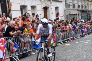 Itamar Einhorn (Israel) dans la première montée de la Butte Montmartre (30x)