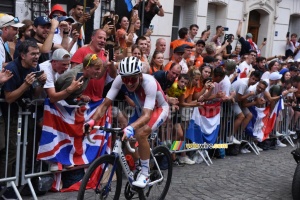 Valentin Madouas (France) fights for the 2nd place (351x)