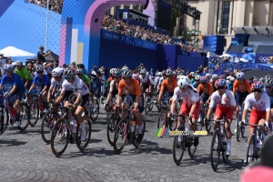 The women's road race of the Paris 2024 Olympics has started (2) (29x)