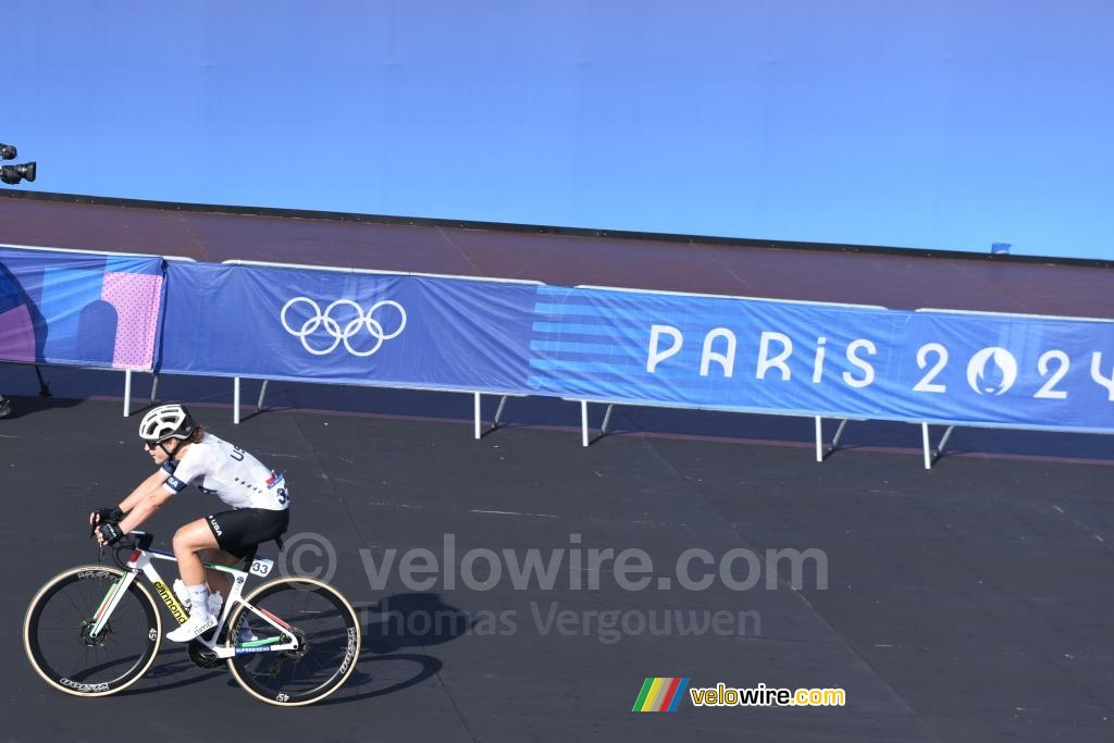 Kristen Faulkner (Verenigde Staten) wint de wedstrijd (3)