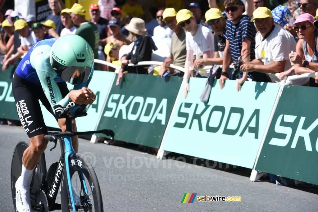 Bastien Tronchon (Decathlon AG2R La Mondiale Team) tijdens de tijdrit Caen > Caen
