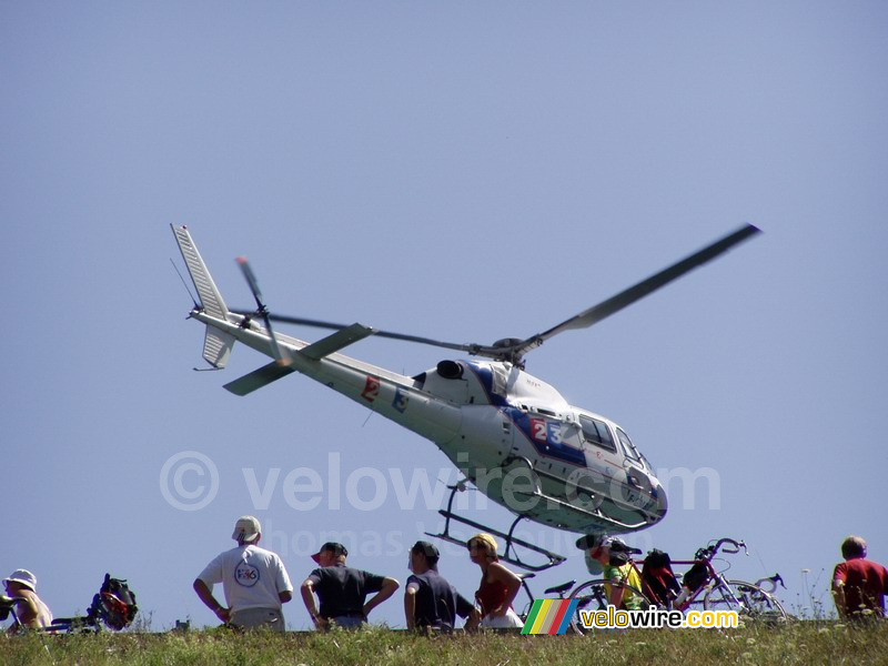 De televisiehelikopter