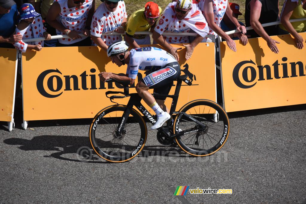 Remco Evenepoel (Soudal Quick-Step) komt aan in Peyragudes