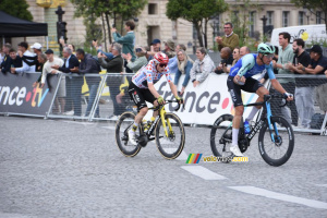 Bruno Armirail (Decathlon AG2R La Mondiale Team) & Jonas Vingegaard (Team Visma | Lease a Bike) (256x)