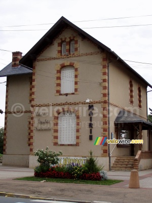 La mairie de Couffouleux (692x)