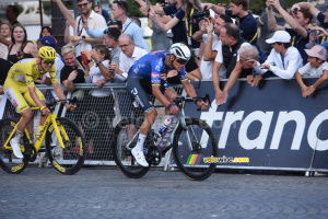 Mathieu van der Poel & Tadej Pogačar (stage 21) (35x)