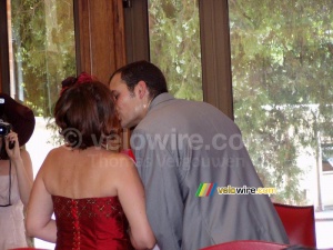 And you may now kiss the bride ... (448x)