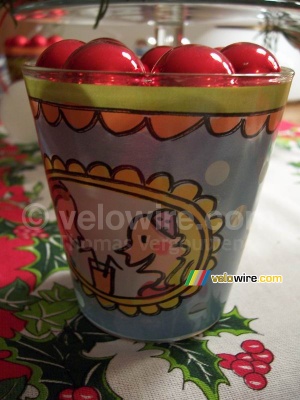 Glass with balls (388x)