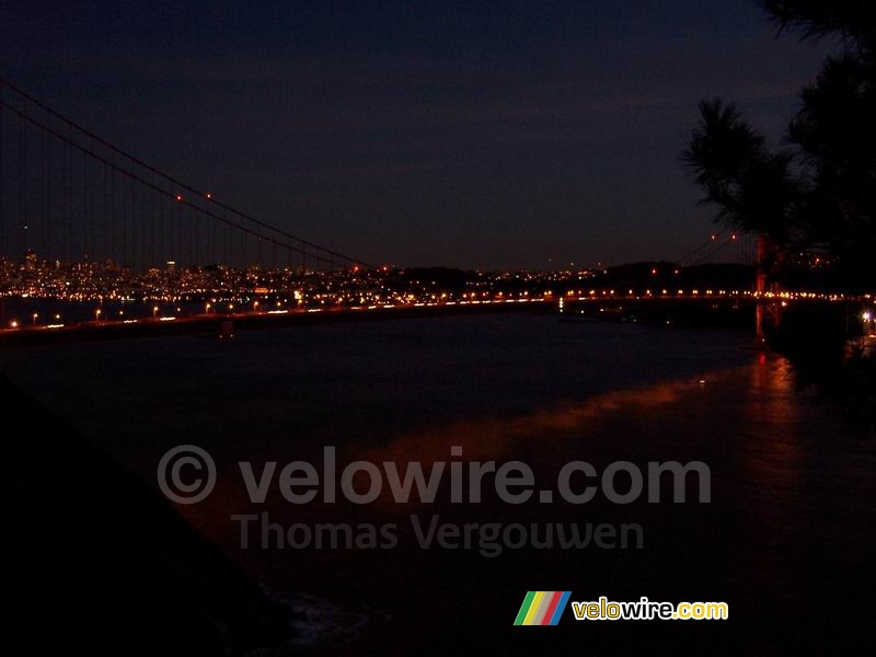 De Golden Gate Bridge by night