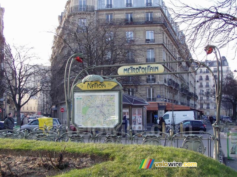 L'entrée du métro Nation