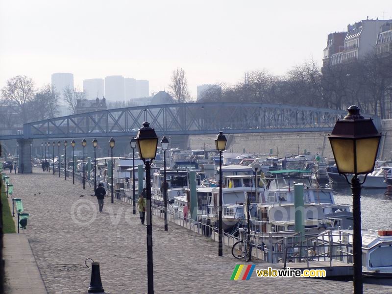 Le port Paris Arsenal près de Bastille (4)