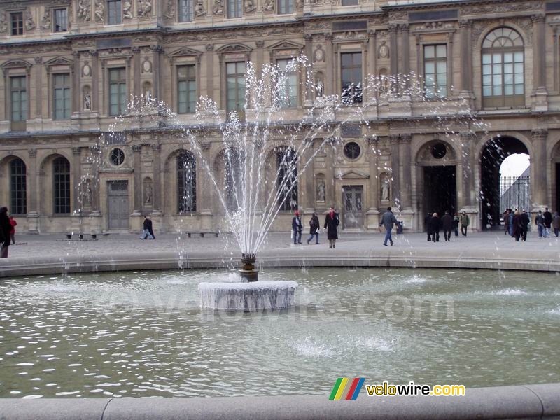 De fontein van het Louvre