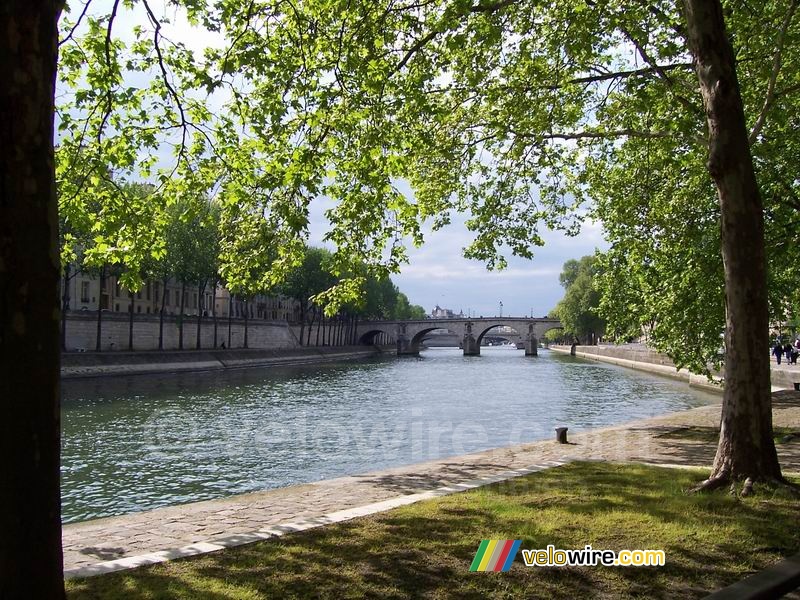 Uitzicht over de Seine 2