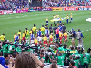 The players enter the field (333x)