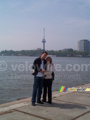 [The Netherlands - Rotterdam] Isabelle & Cédric in front of the Euromast (412x)