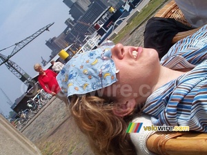 [The Netherlands - Rotterdam] Isabelle in the sun (409x)