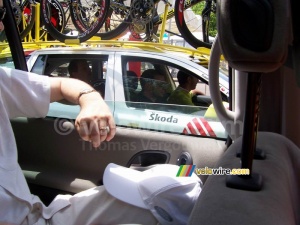 La voiture Saunier Duval Prodir de Simoni juste avant le départ (643x)