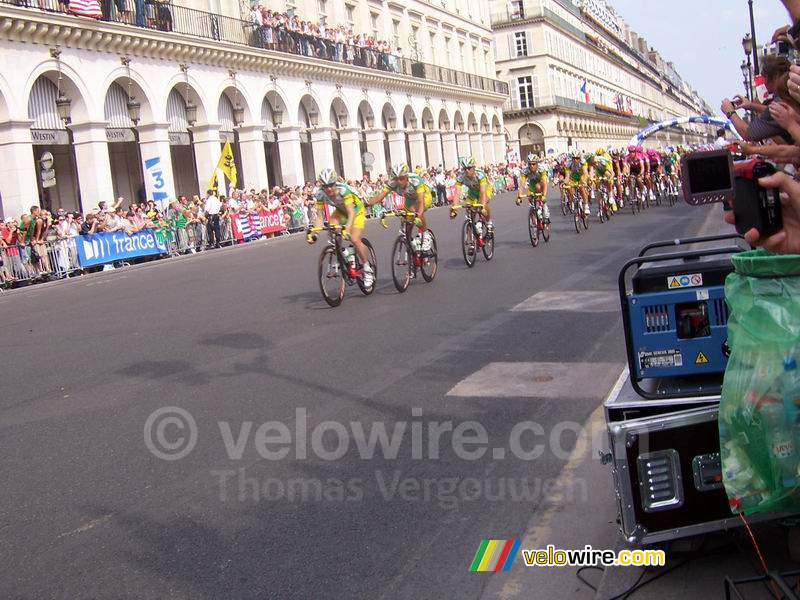 De eerste doorkomst in Parijs