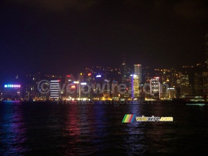 Hong Kong skyline le soir (2) (550x)