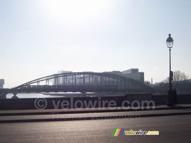 Metro 5 tussen Gare d'Austerlitz en Quai de la Rape