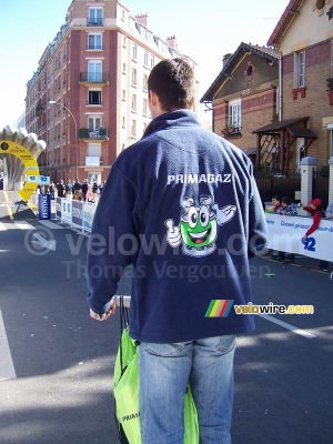 Primagaz distributes its goodies (603x)