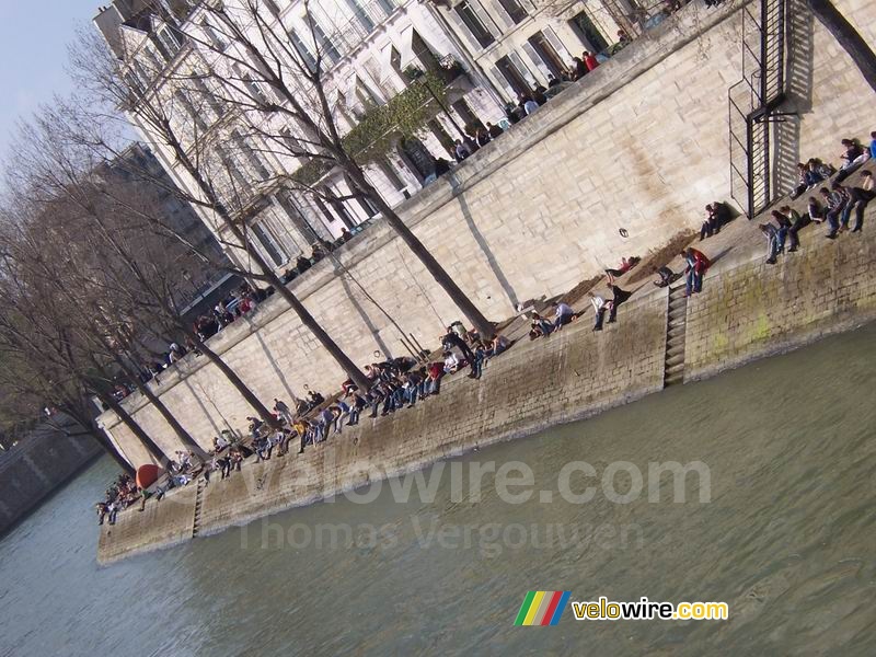 Op een zonnige dag ... zonnen langs de Seine