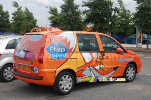 Une voiture d'Etap Hotel (544x)