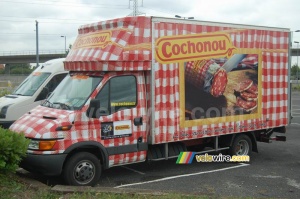 A Cochonou van (1477x)