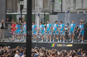 The Bouygues Telecom cycling team (943x)