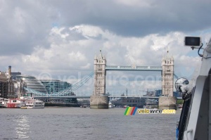 The Tower Bridge seen from the Tour de France shuttle boat (534x)