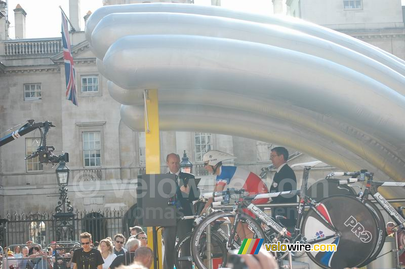 Benoît Vaugrenard van Française des Jeux bij de start van zijn proloog