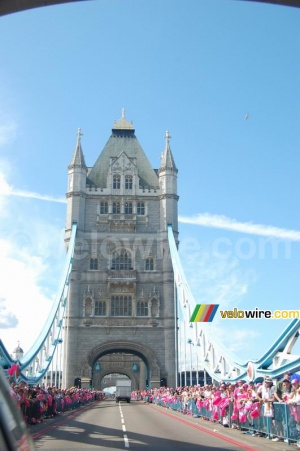 The Tower Bridge (1) (842x)