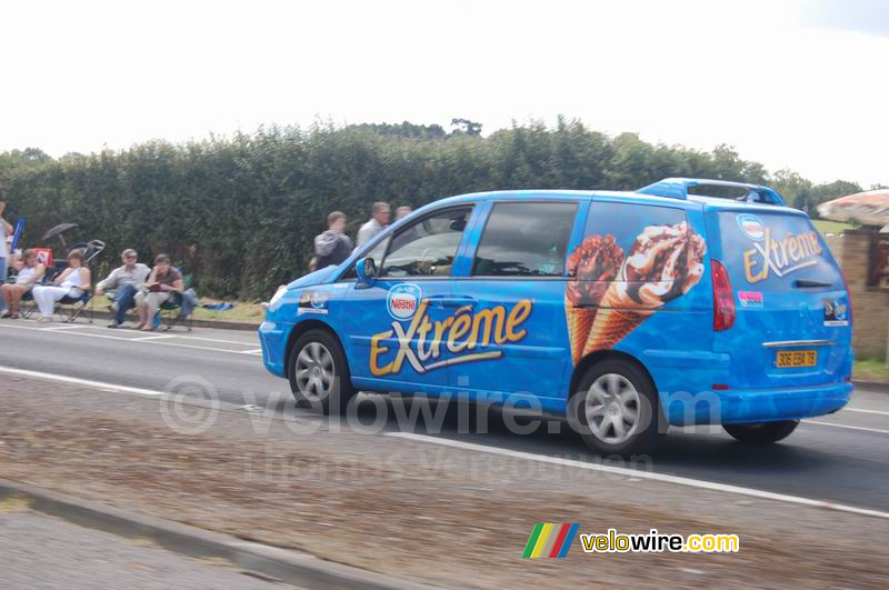 De genodigdenauto van Nestlé Extrême