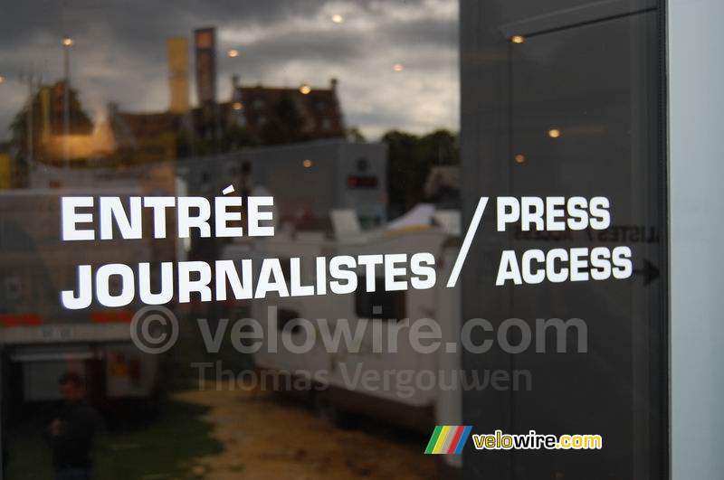 Ingang van de video interview studio