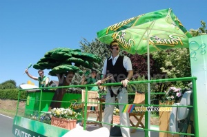 Summer party on the Panach' truck (624x)