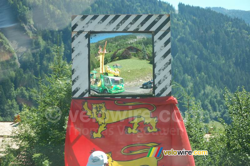 De Panach' vrachtwagen: we zien onszelf in de spiegel