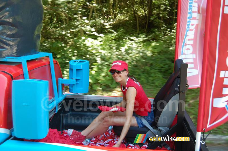 Iemand van de Aujourd'hui en France reclamecaravaan