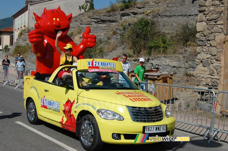 De Le Faillitaire reclamecaravaan (2)