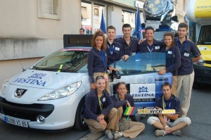 The Festina advertising caravan team in Mazamet (725x)