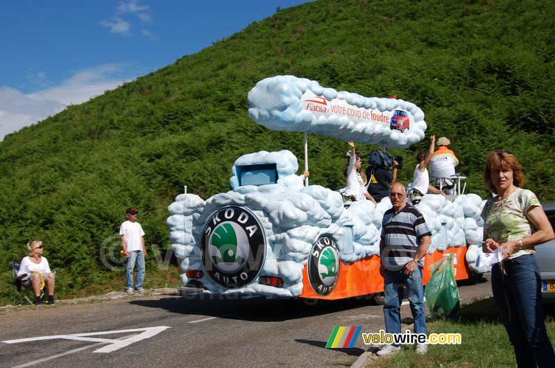 De vrachtwagen van de Škoda reclamecaravaan (1)