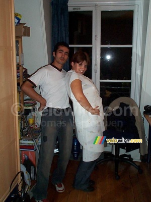 Birthday Stefan - Virginie with her beautifull dress and its creator, Fabian (386x)