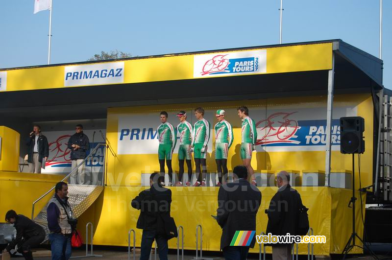 Het Team Wiesenhof Felt