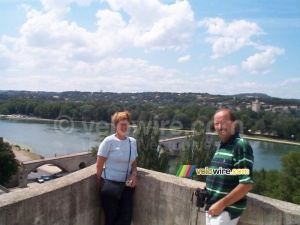 Mes parents devant le Pont d'Avignon (243x)